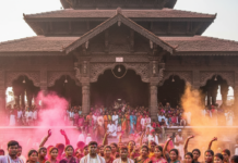 Phakuwa in the Land of Satras: Barpeta and Majuli Drenched in the Colors of ‘Dol’